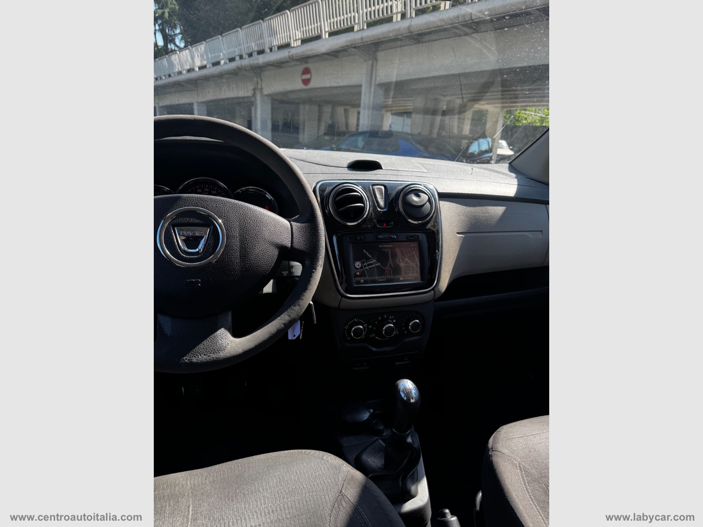 Logan 1.5 dCi 8V 90 CV Ambiance 7 POSTI - immagine 23