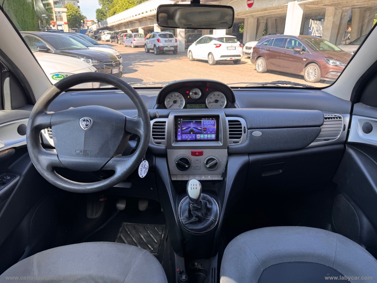 Ypsilon 1.2 Argento - immagine 23