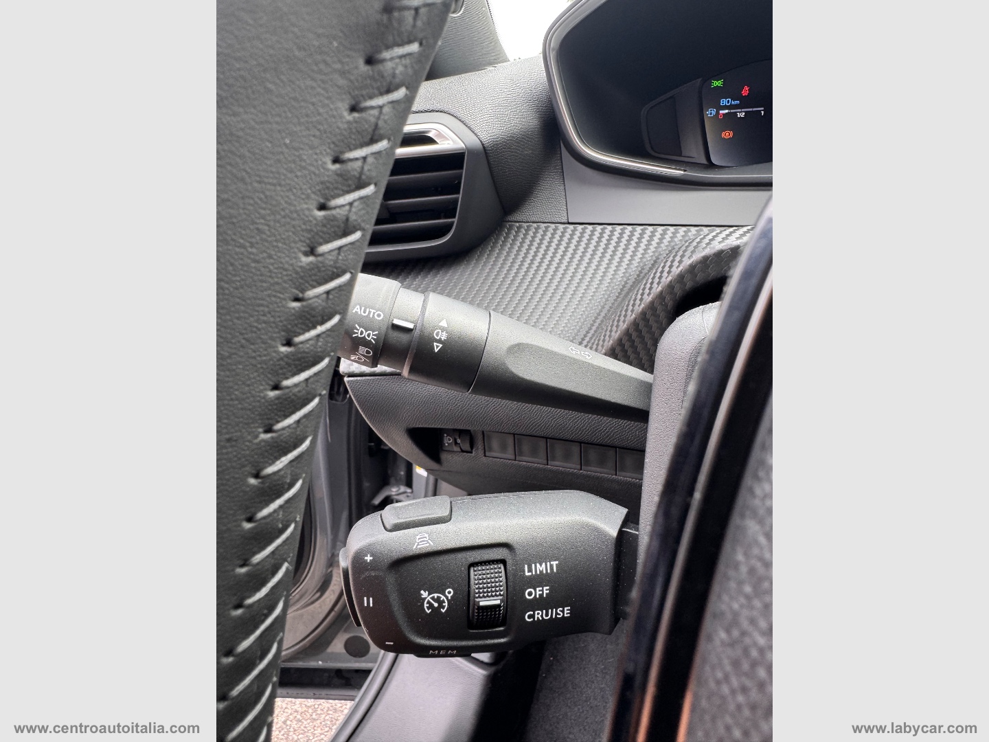 NUOVA 2008 Turbo 100 CV Allure - immagine 23