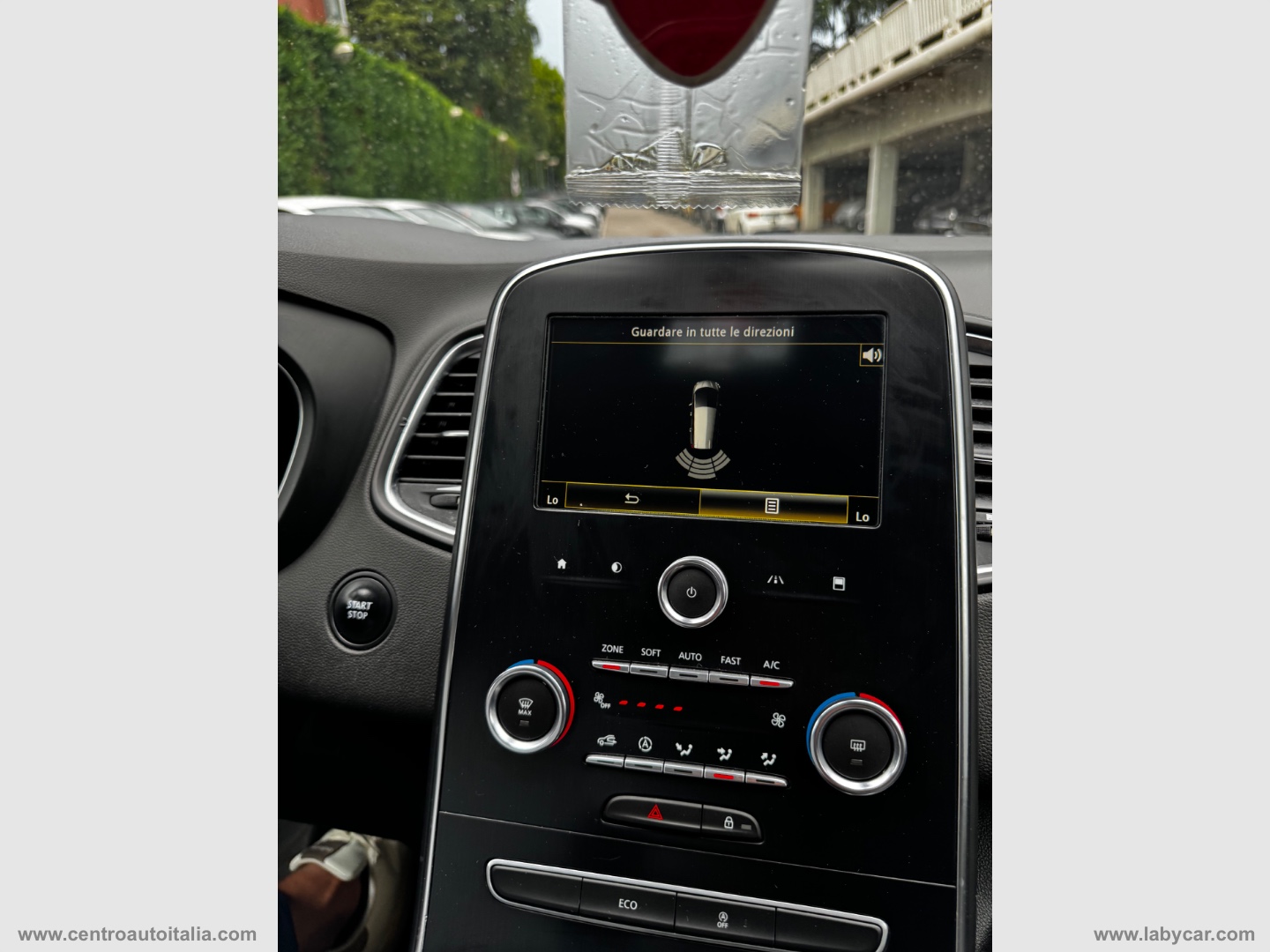 Grand Scénic dCi 8V 110 CV Energy Bose - immagine 23