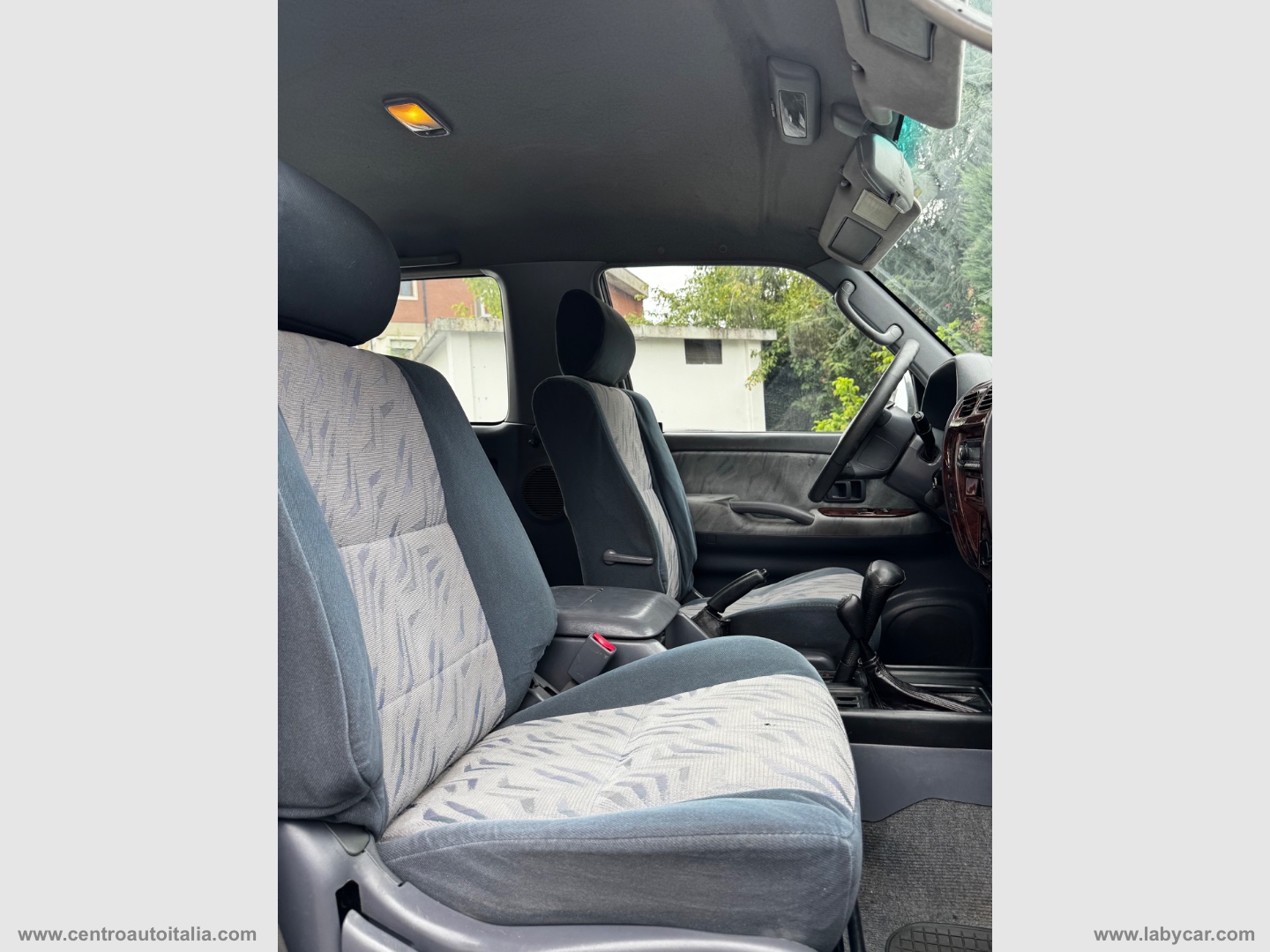 Land Cruiser 3.0 TD 3p. KZJ90 GX - immagine 23