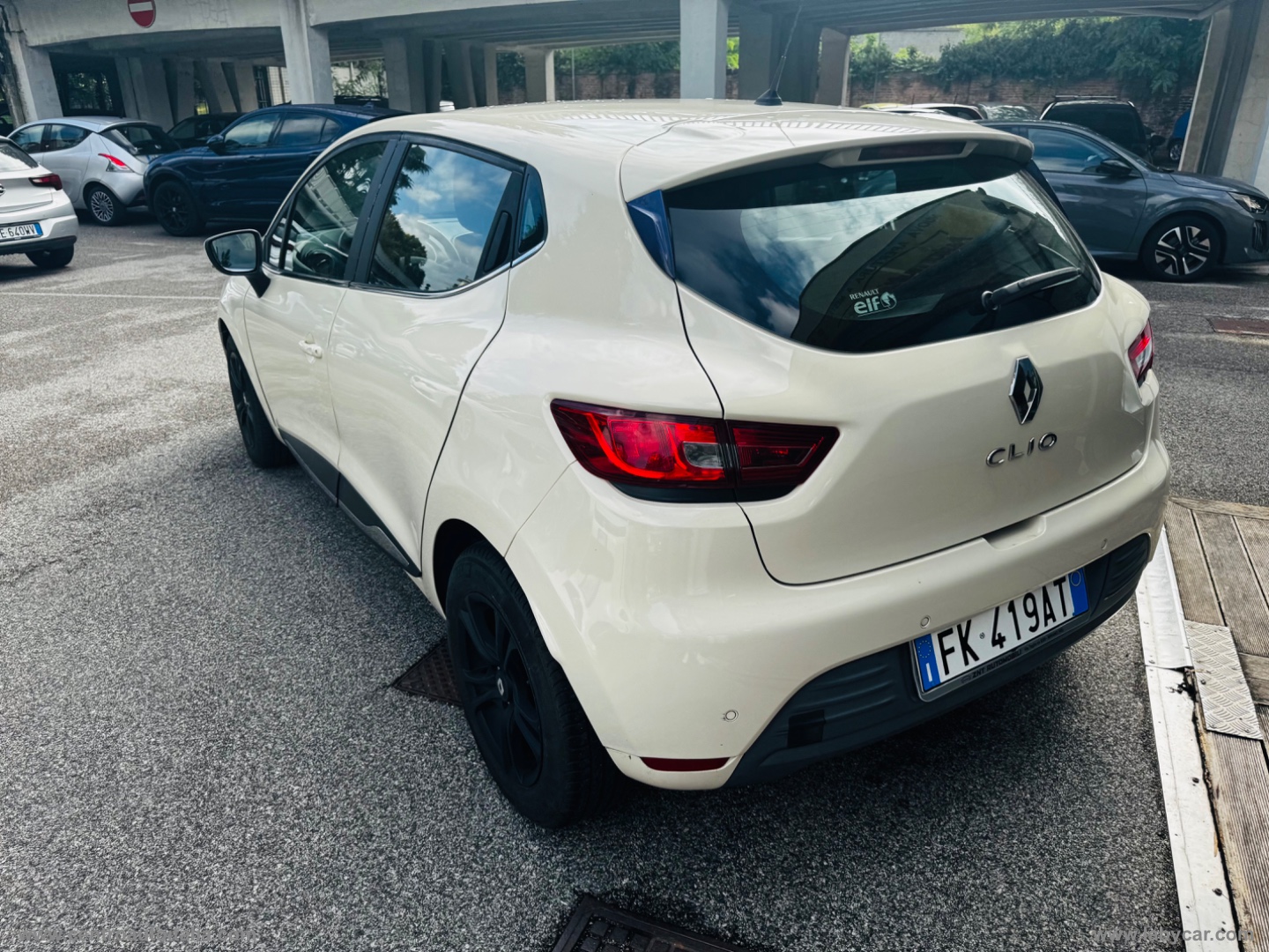 Clio 1.2 75 CV 5p. Duel2 - immagine 23