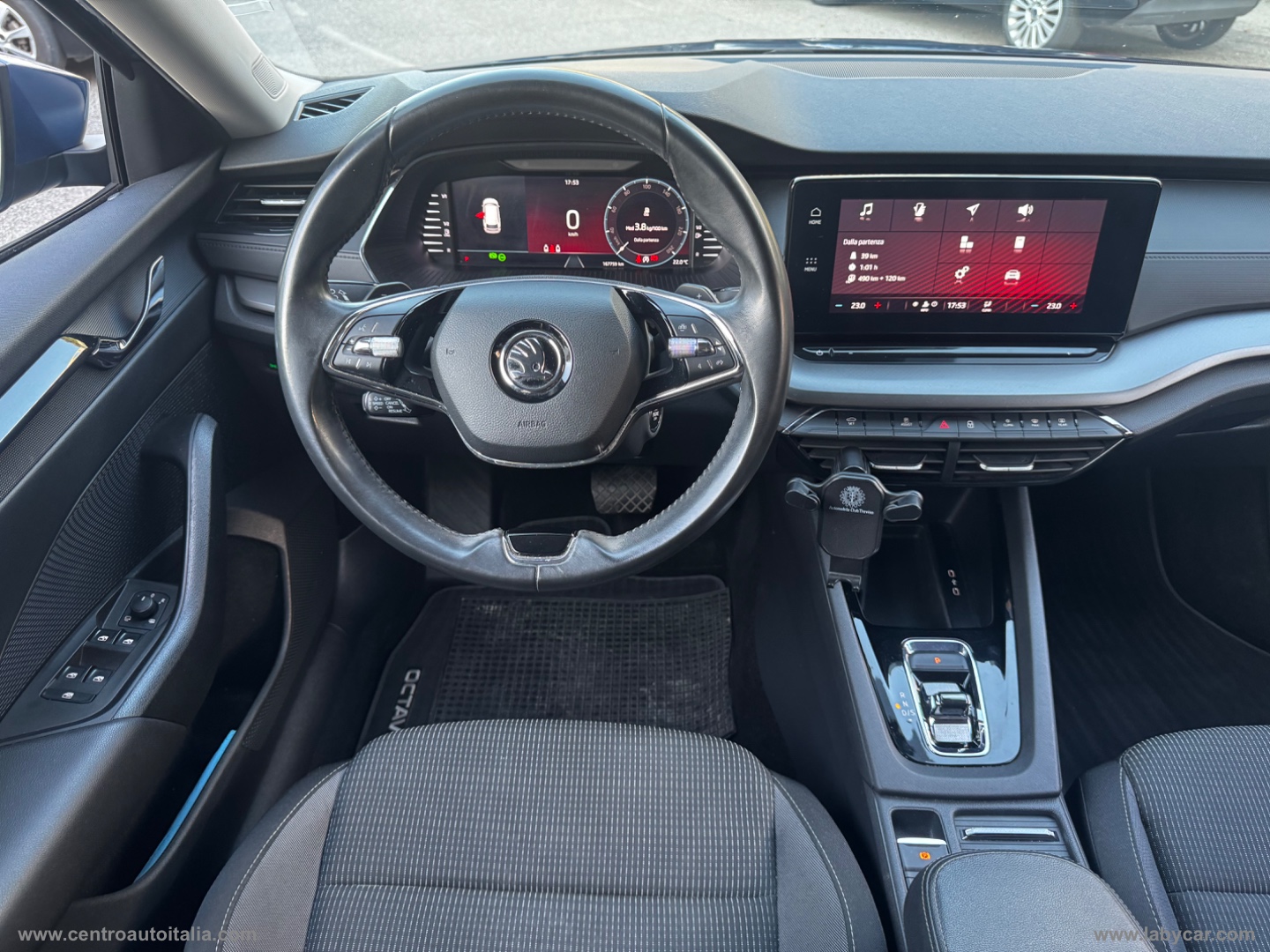Octavia 1.5 G-TEC DSG Wagon Style - immagine 23