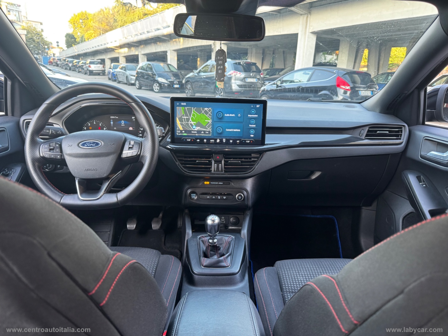 Focus 1.0 EcoBoost Hybrid 125CV 5p.ST LINE - immagine 23