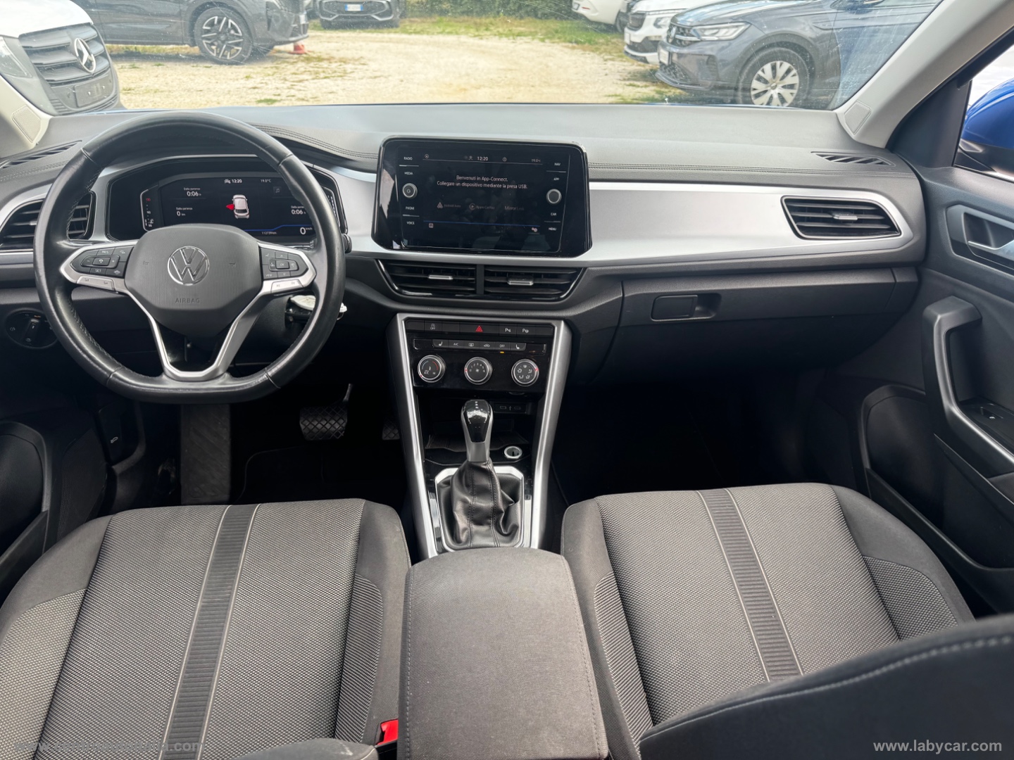 T-Roc 1.5 TSI ACT DSG Business BMT - immagine 23