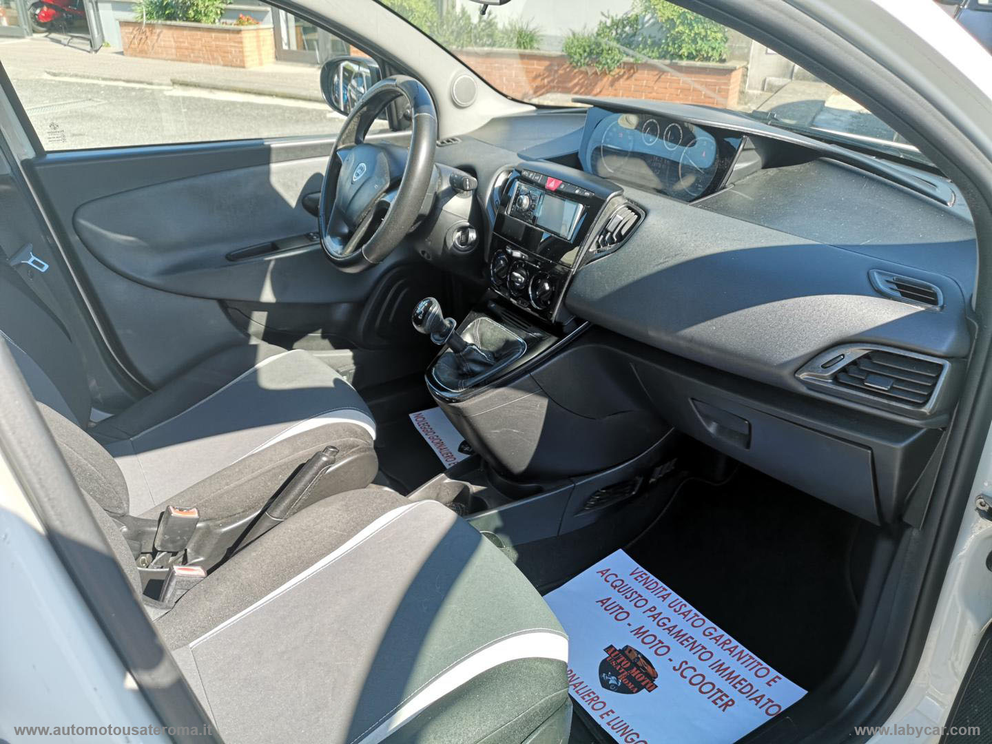 Ypsilon 1.2 69 CV 5p. Elle RATE AUTO MOTO SCOOTER - immagine 23