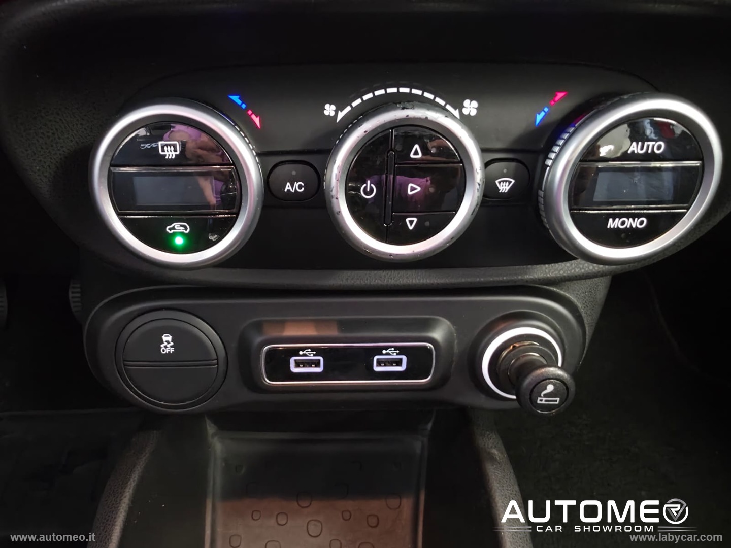 500L 1.4 95 CV S&S Mirror KM CERTIFICATI - immagine 23