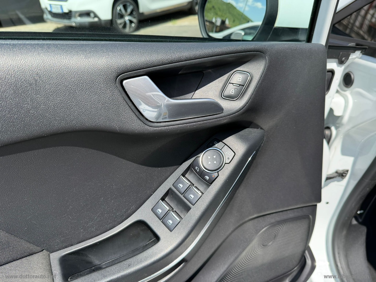 Fiesta 1.5 EcoBlue 5p. ST-Line - immagine 23