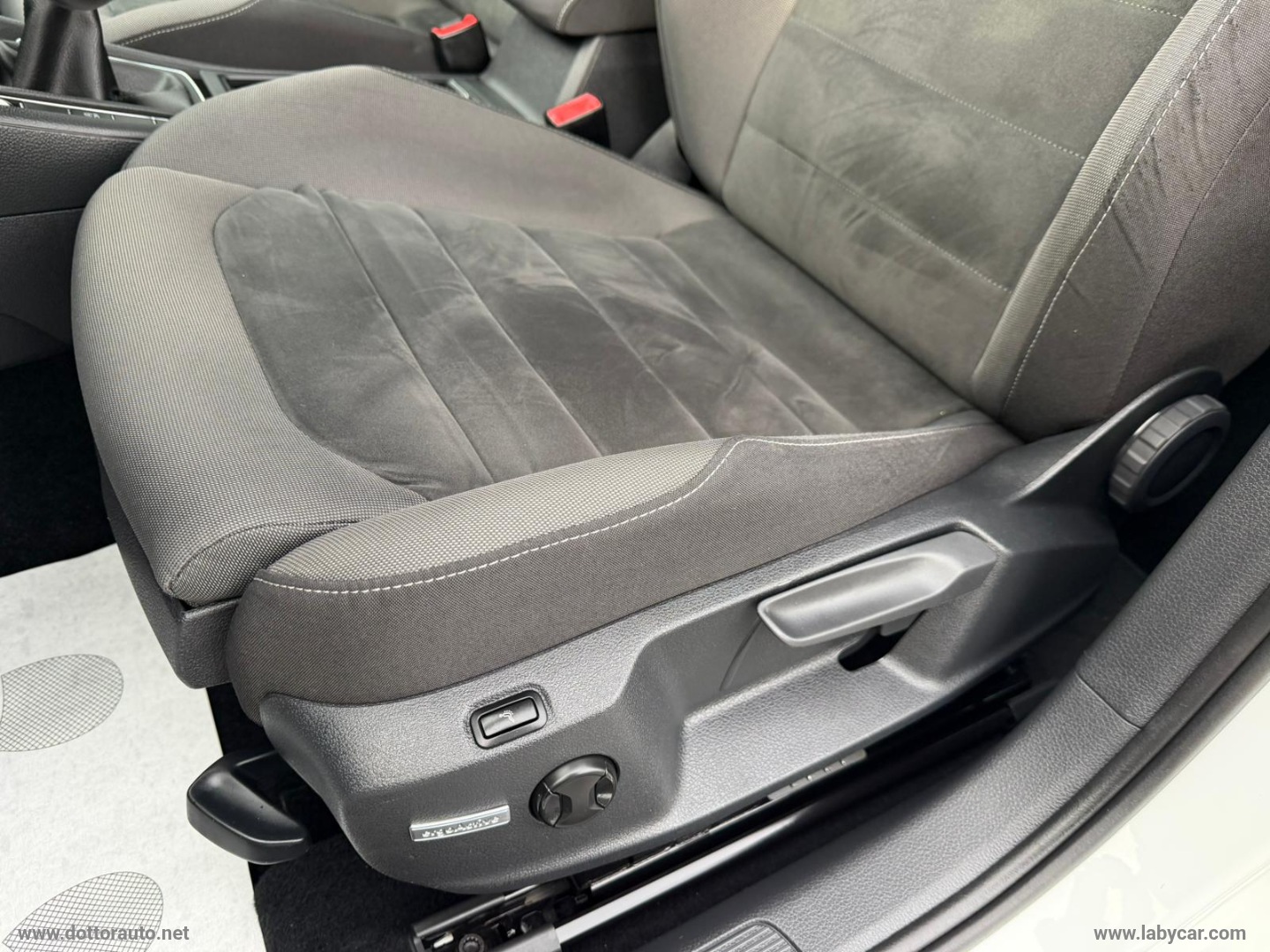 Golf 7.5 2.0 TDI 5p. Executive BMT - immagine 23