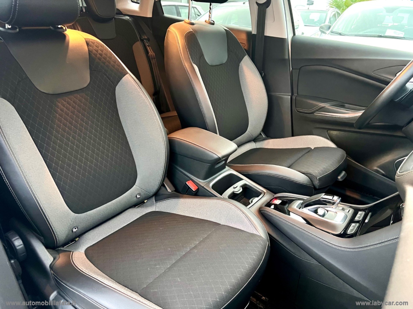 Grandland X 1.6 Hybrid Plug-in aut. FWD 04/2021 36.300KM - immagine 23