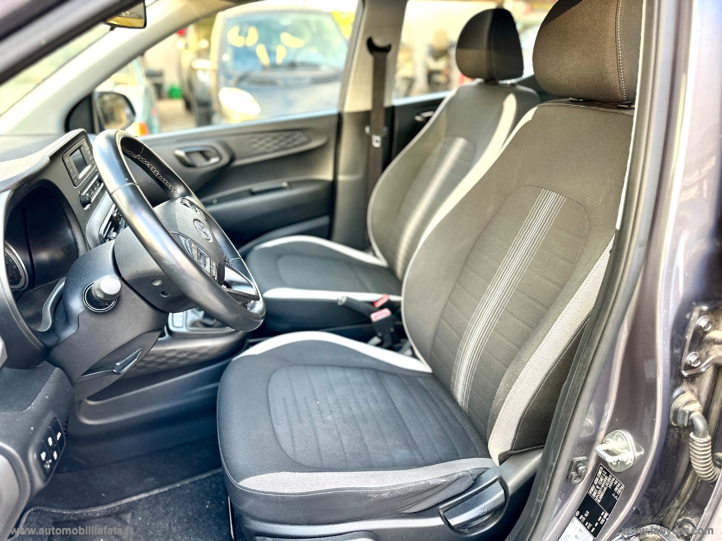 i10 1.0 MPI Tech 26.000 KM - immagine 23