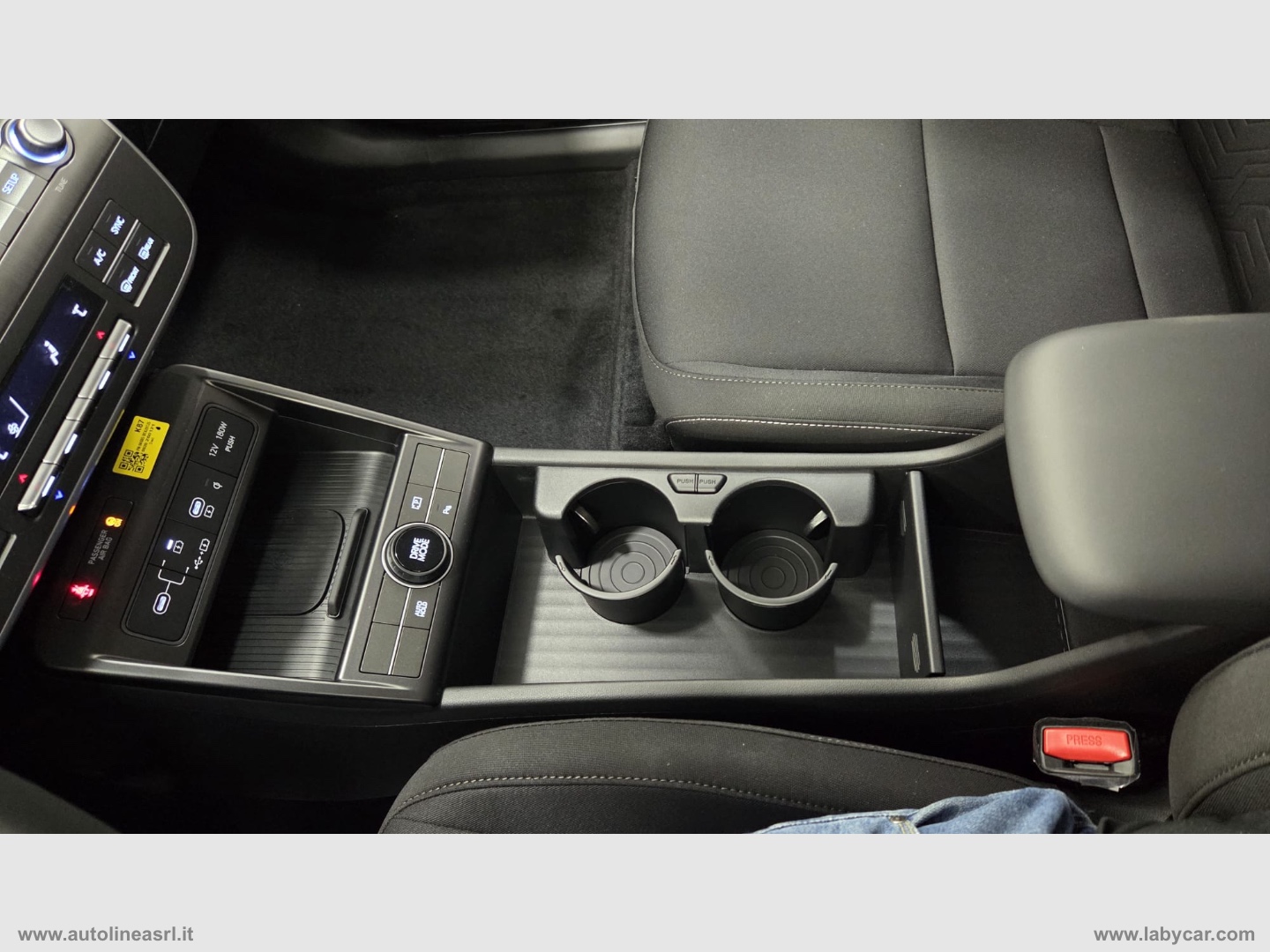 Kona HEV 1.6 DCT Business - immagine 24