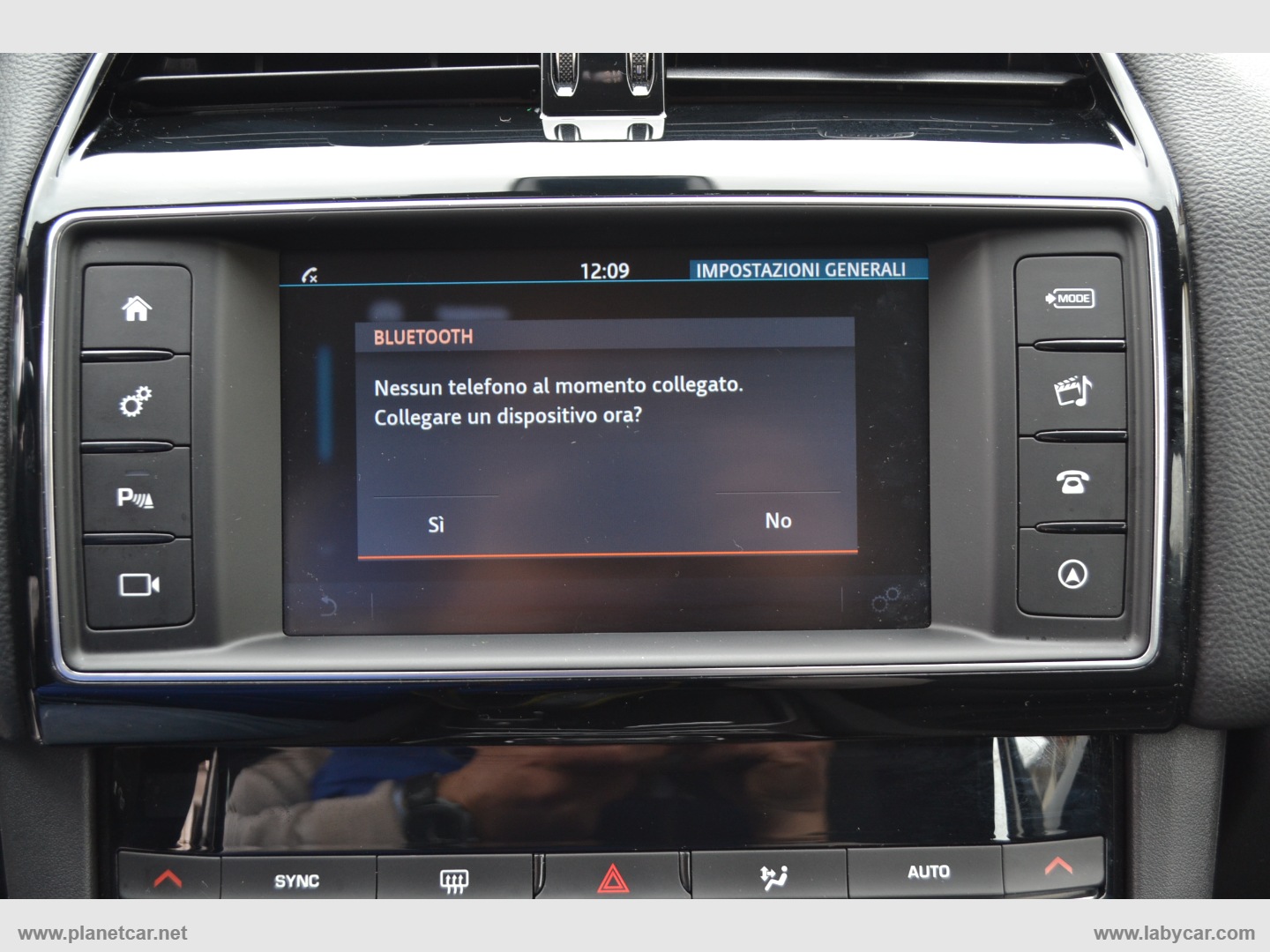 F-Pace 2.0 D 180 CV AWD aut. Prestige - immagine 24