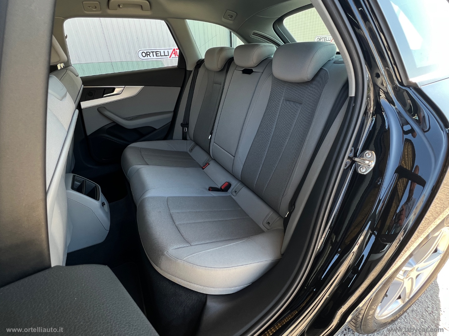 A4 Avant 35 TDI/163CV MHVE S tronic Business IVA DEDUCIBILE - immagine 24