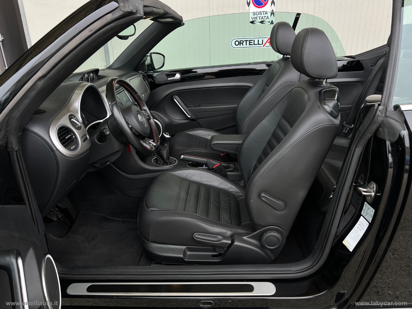 Maggiolino Cabrio 1.2 TSI Design BMT - immagine 24