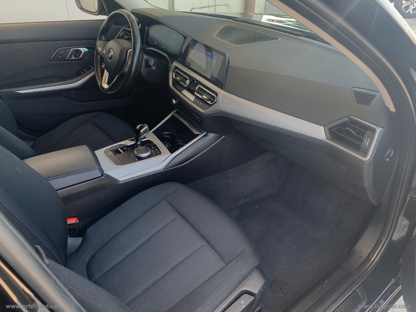 318d 48V Touring Business Advantage - immagine 24