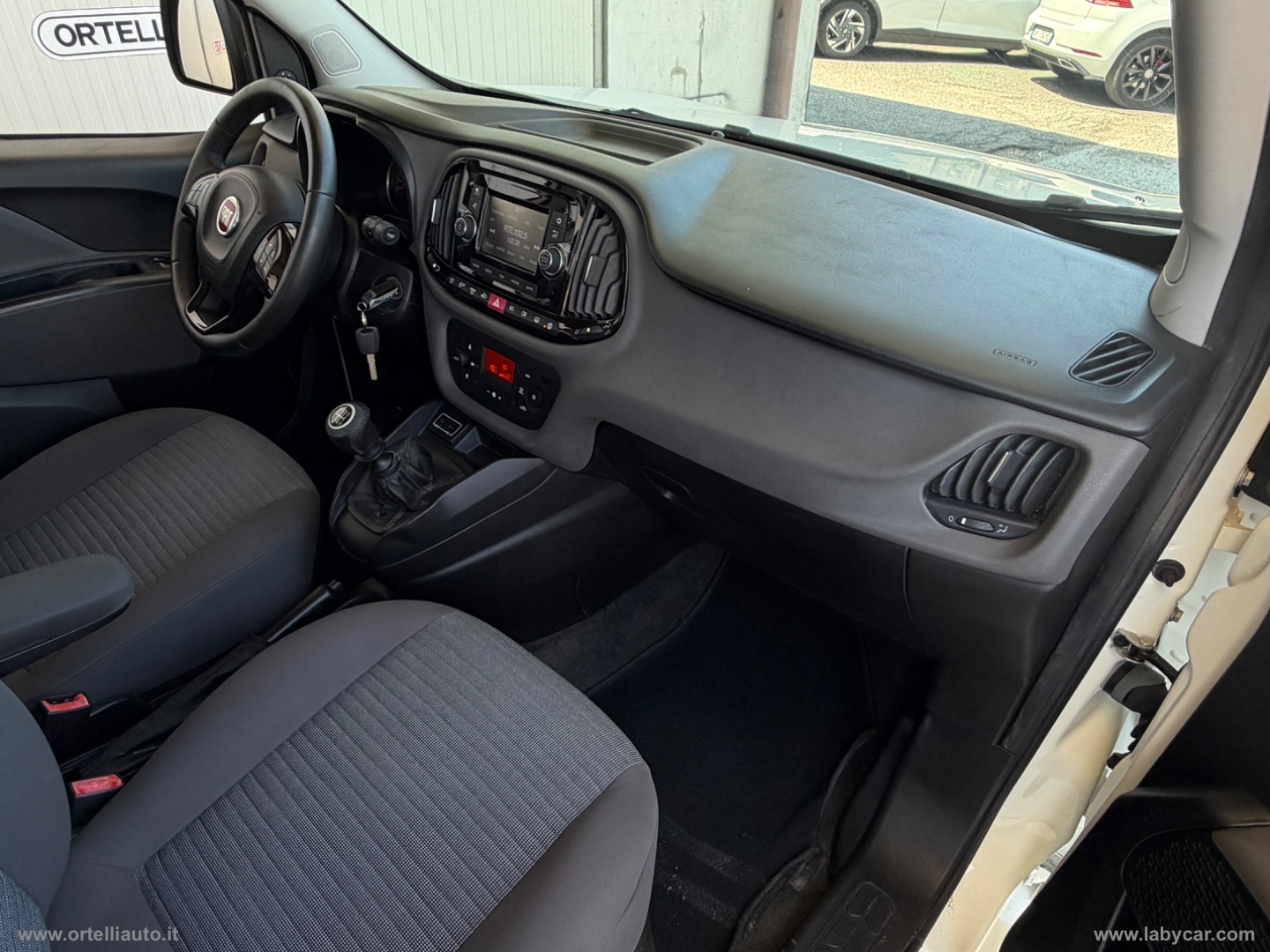 Doblò 1.6 MJT 95 CV Lounge - immagine 24