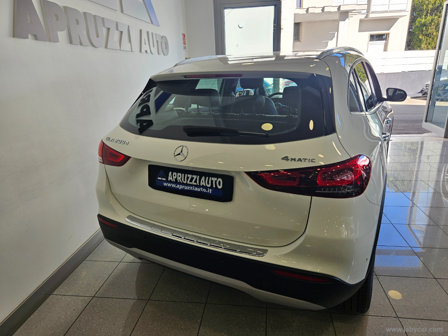 GLA 200 d Automatic 4Matic Sport - immagine 24