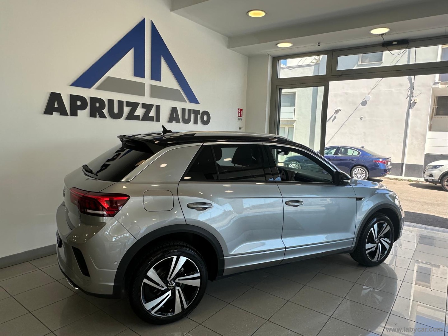 T-Roc 2.0 TDI SCR 150 CV DSG R-Line Plus - immagine 24