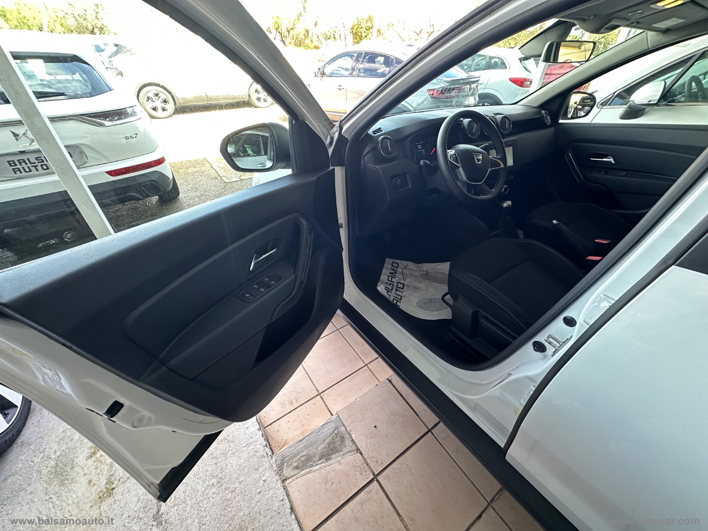 Duster 1.5 dCi 8V 110 CV 4x2 Prestige - immagine 24
