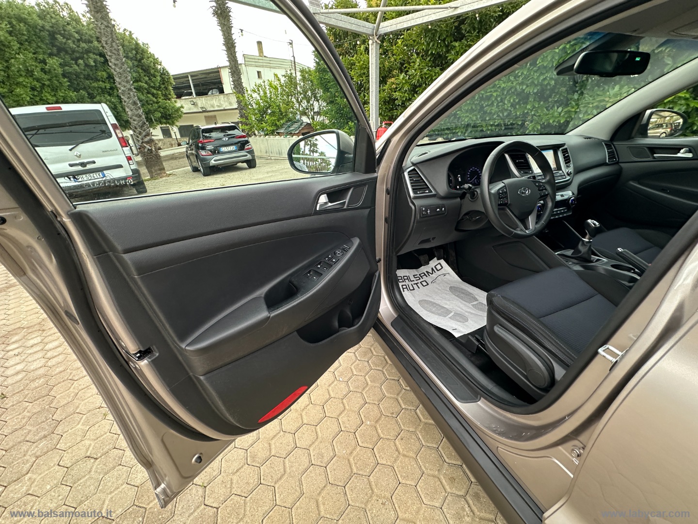 Tucson 1.7 CRDi XPossible - immagine 24