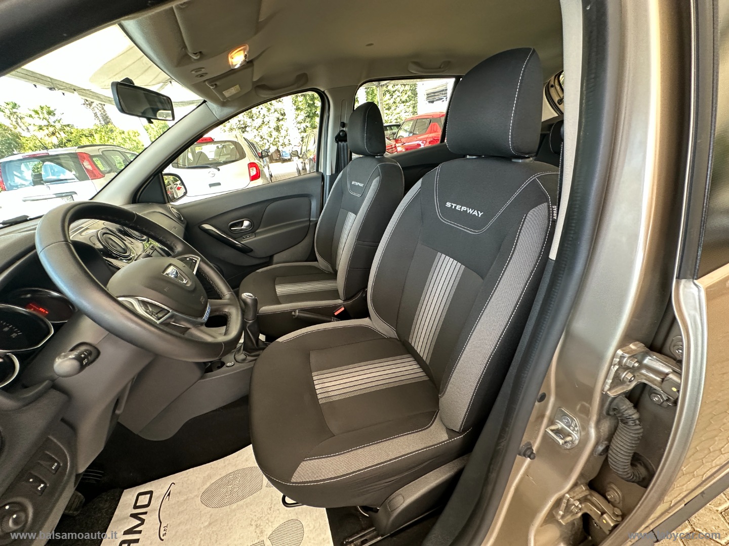 Sandero Stepway 0.9 TCe 12V T-GPL 90 S&S - immagine 24