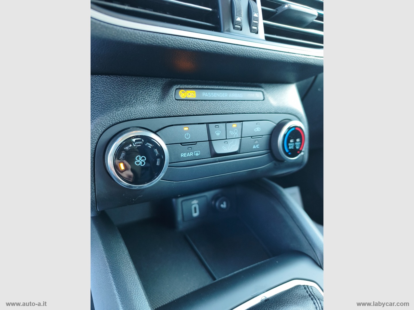 Focus 1.5 EcoBlue 120CV SW Business - immagine 24