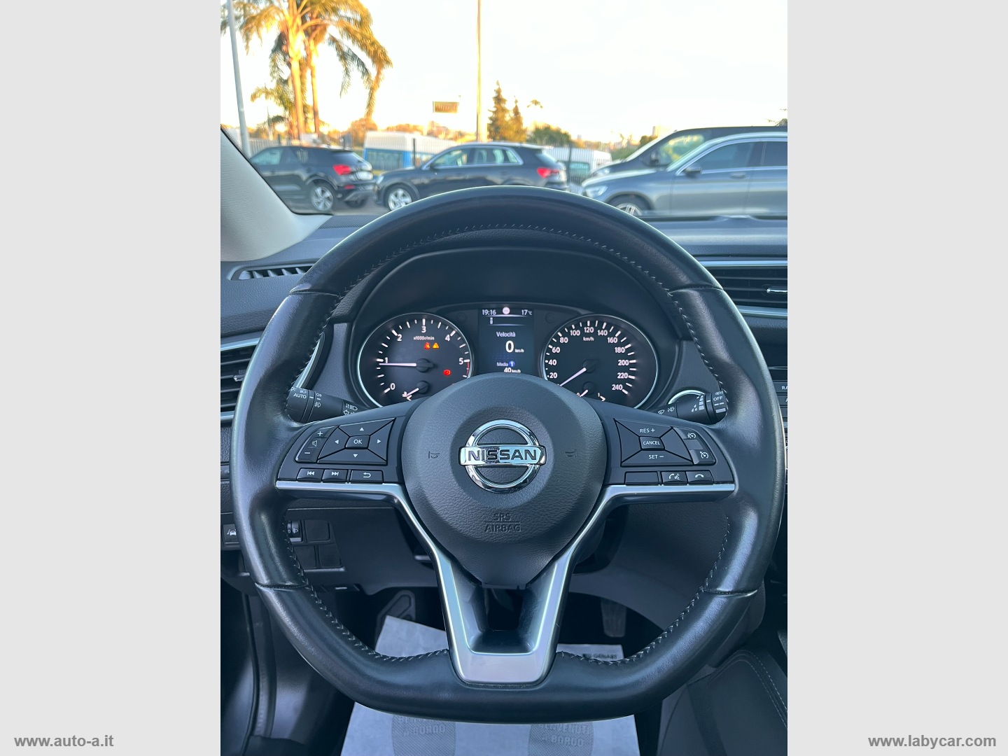 Qashqai 1.6 dCi 2WD Tekna - immagine 24