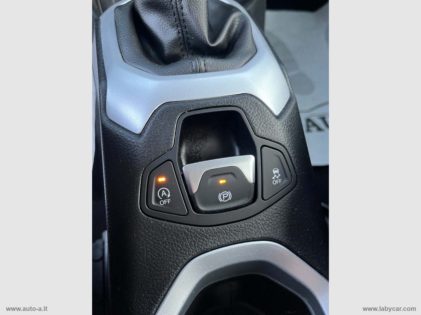 Renegade 1.6 Mjt 120CV Longitude - immagine 24