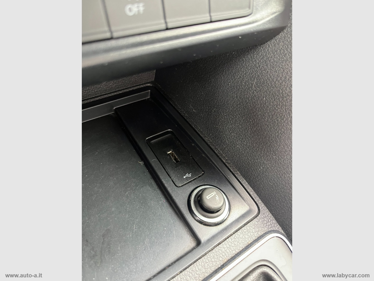 Caddy 2.0 TDI 102CV Comfortline - immagine 24