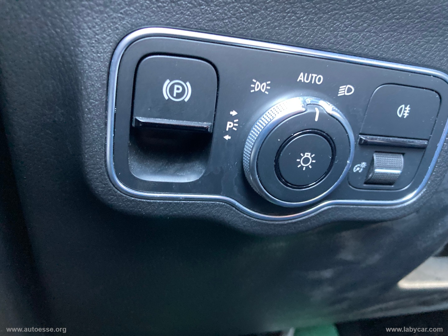 B 180 d Automatic Business Extra - immagine 24