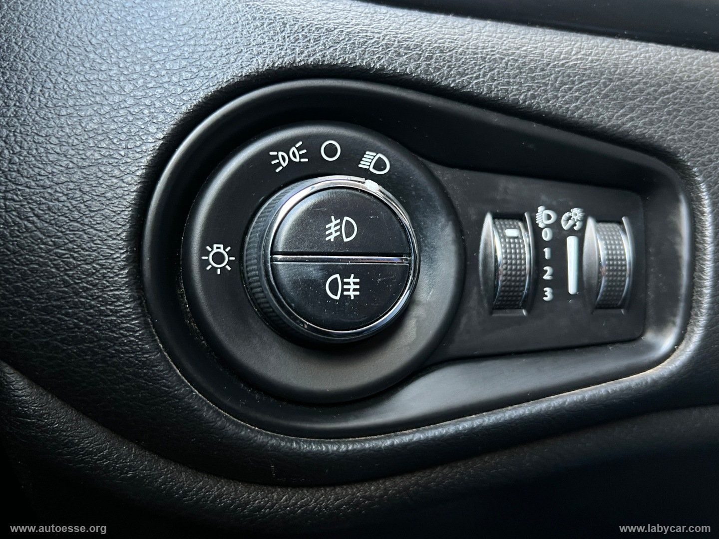Renegade 2.0 Mjt 170CV 4WD AUT. TRAILHAWK - immagine 24