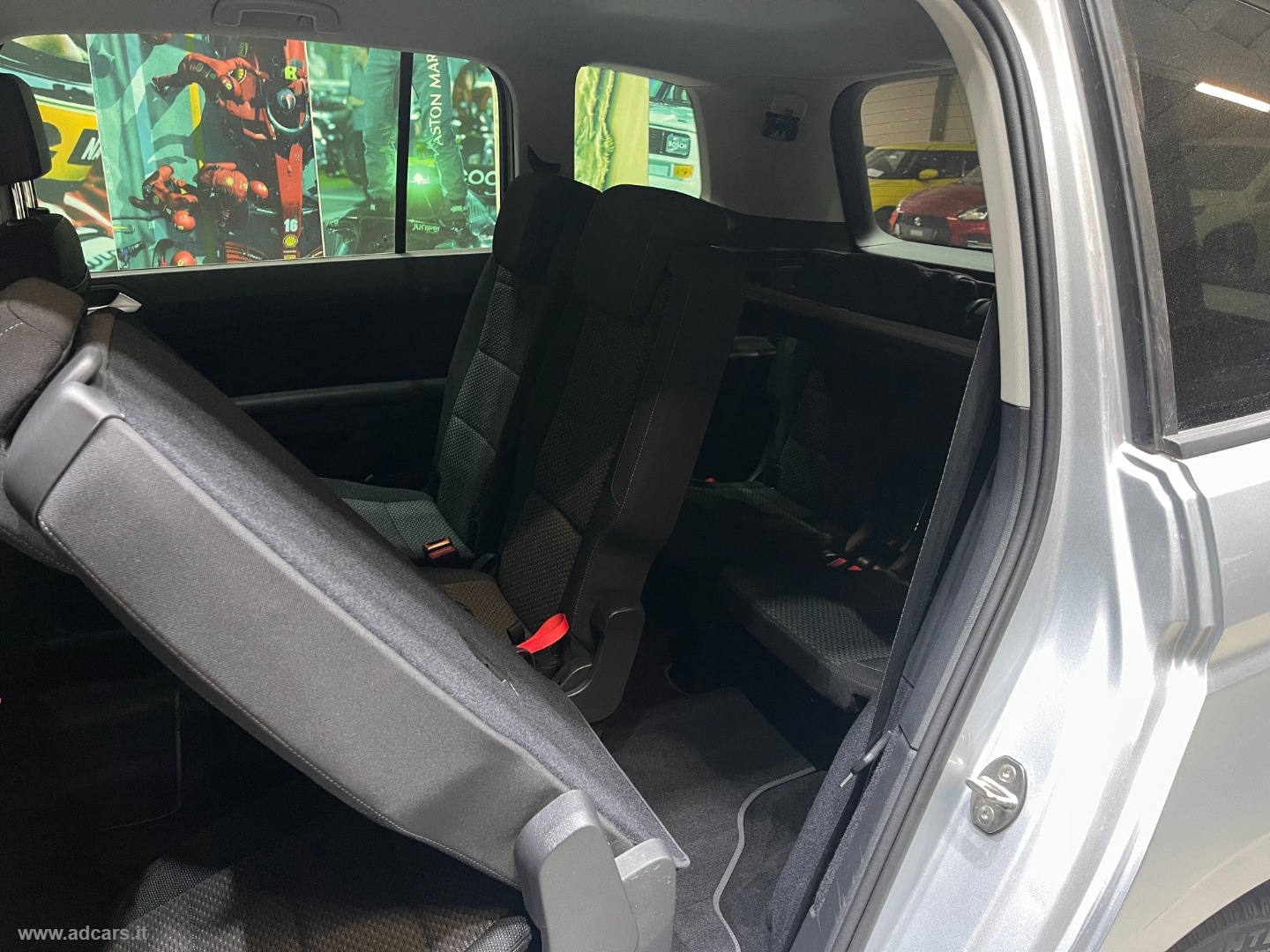 Touran 2.0 TDI 150 CV DSG Business BMT *7 POSTI*CAMBIO AUT.* - immagine 24