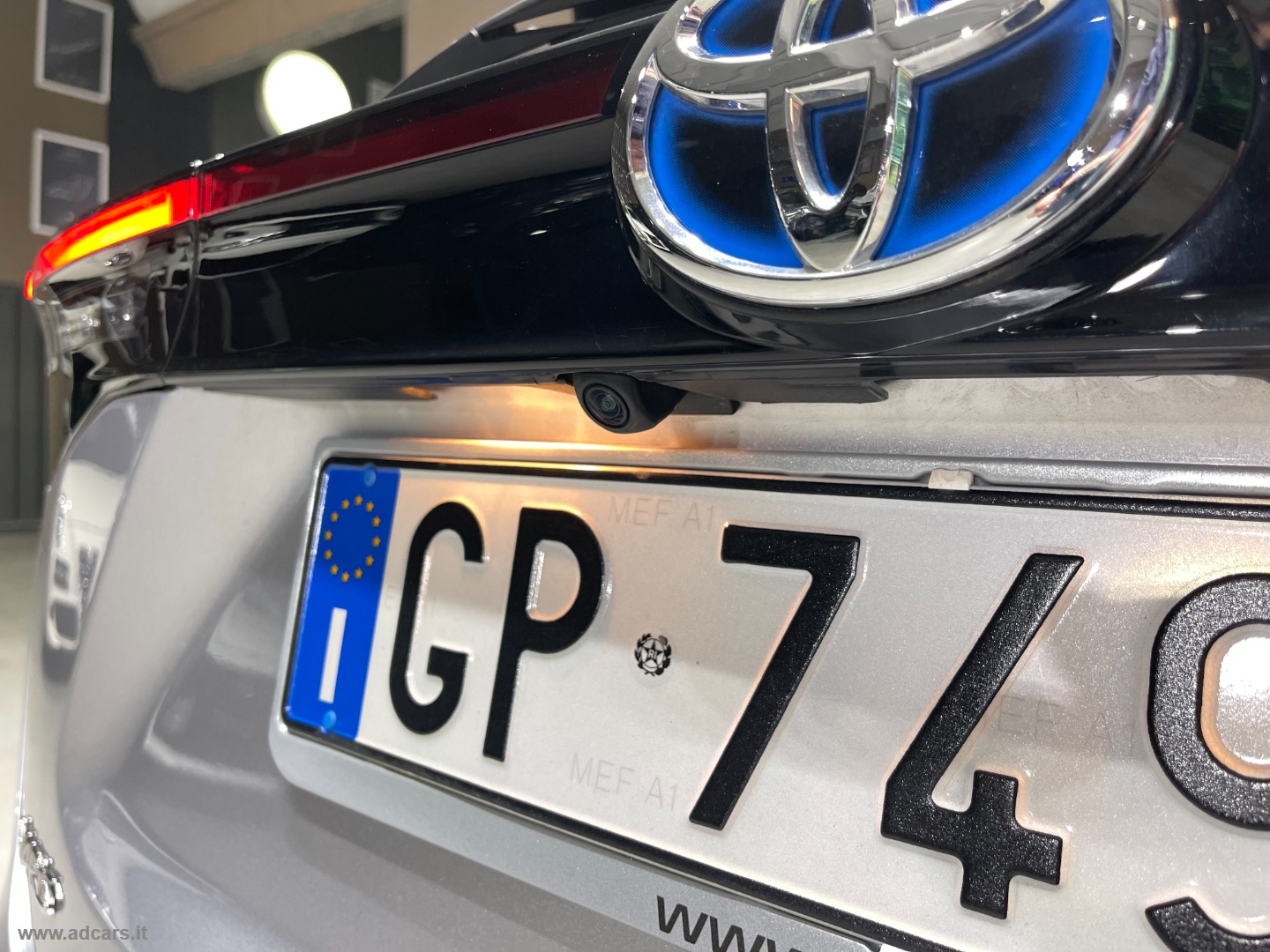 Yaris Cross 1.5 Hyb. 5p. E-CVT AWD Trend *4X4*NEOPATENTATI* - immagine 24