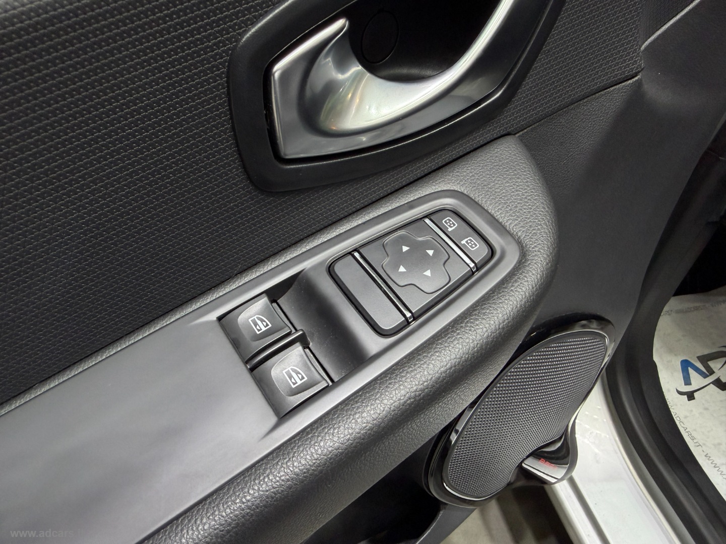 Clio dCi 8V 75 CV S&S 5p. Energy Zen *NEOPATENTATI* - immagine 24