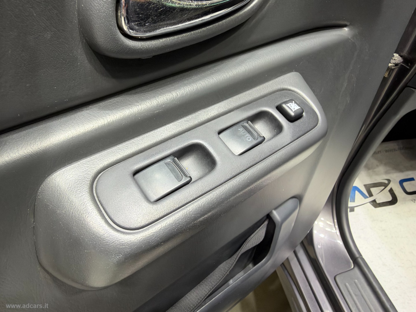 Jimny 1.3 4WD A/T Evolution *GPL*CAMBIO AUT.*SENSORI* - immagine 24