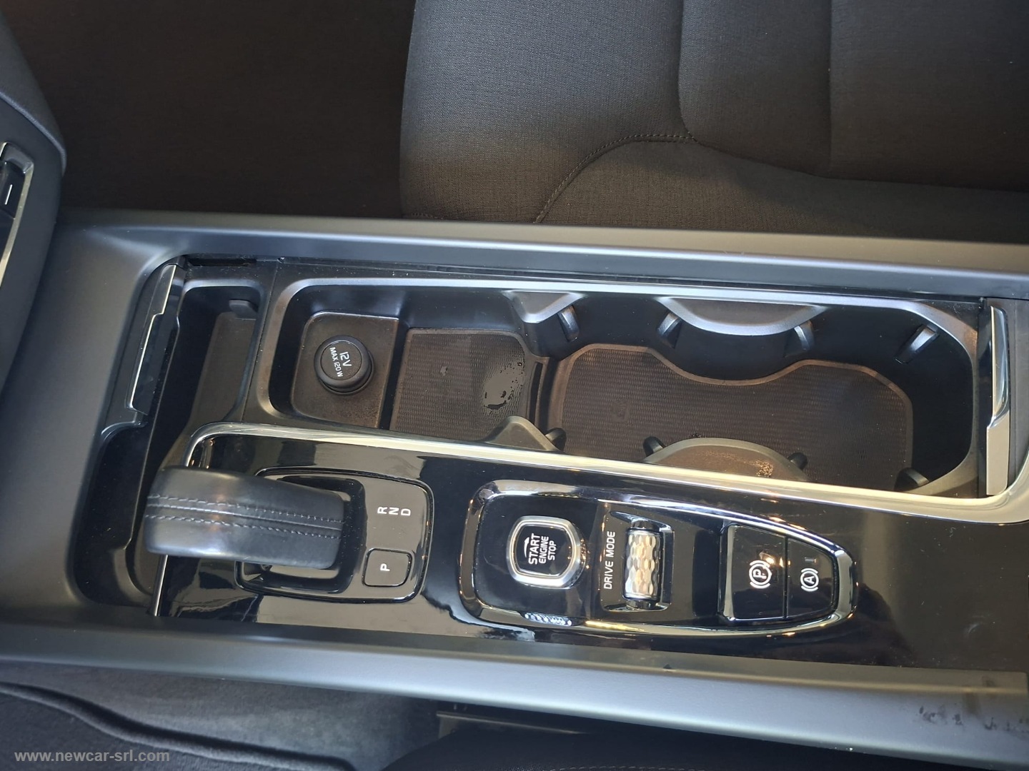 XC60 B4 Geartronic Momentum - immagine 24