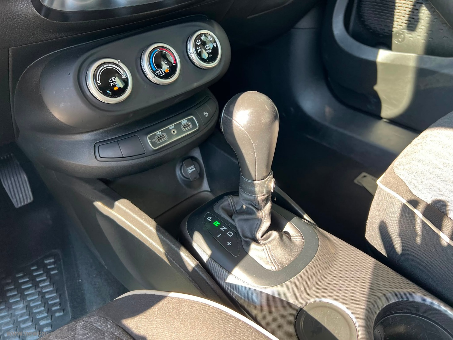 500L 1.6 MJT 120 CV City Cross - immagine 24
