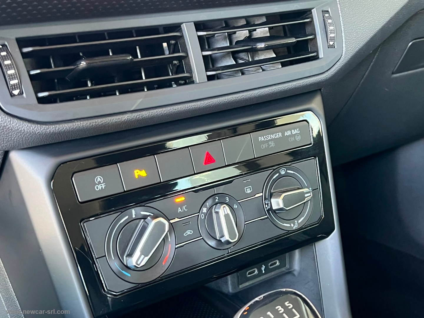 T-Cross 1.0 TSI Sport - immagine 24