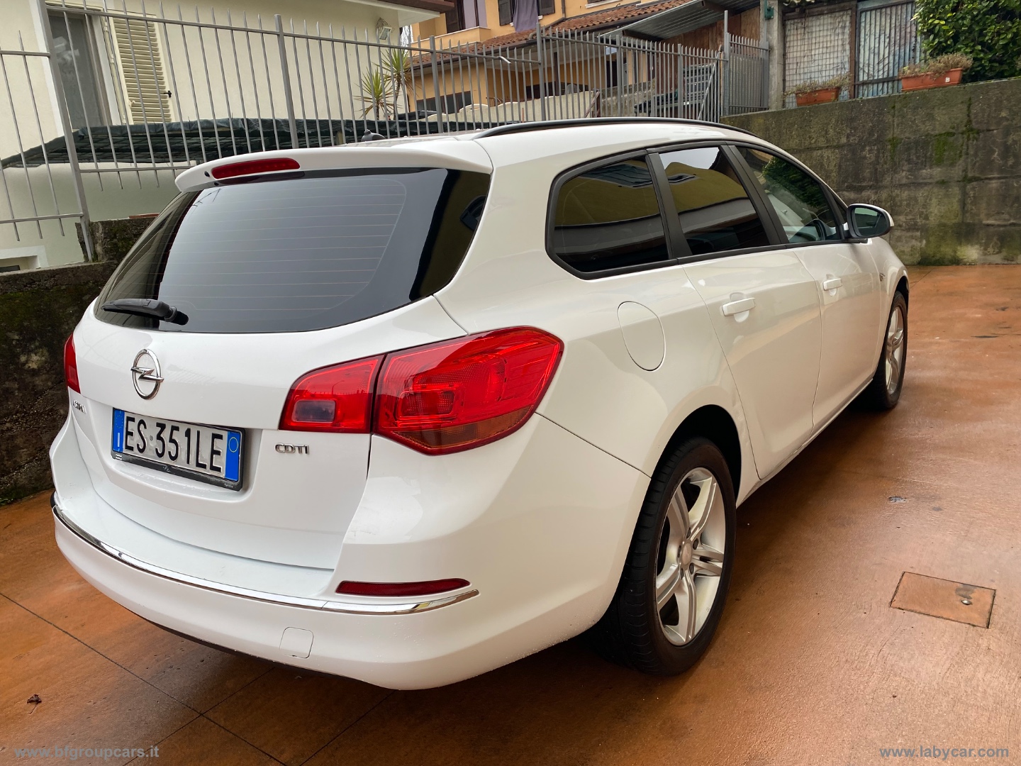 ASTRA SPORTSTOURER - immagine 24