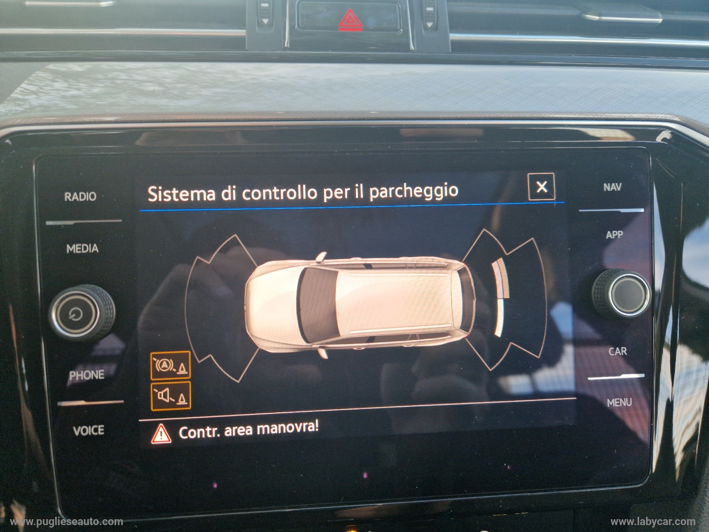 Passat Var. 2.0 TDI DSG Business TETTO - immagine 24