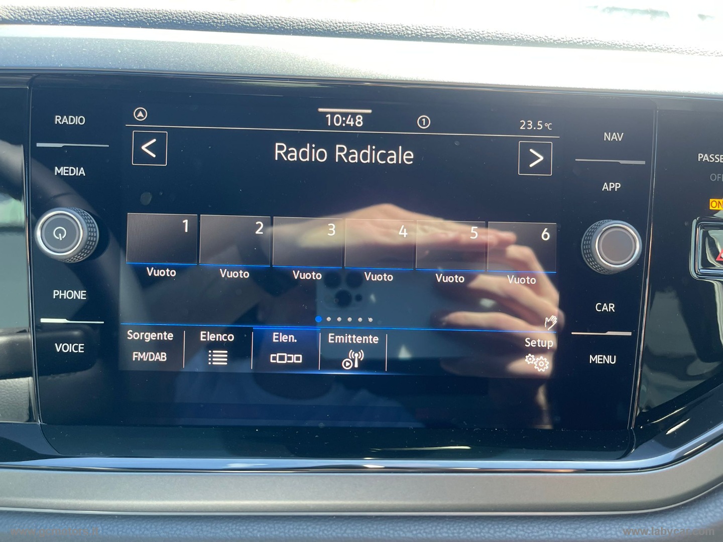 Volkswagen Taigo Taigo 1.0 TSI 115 CV R-Line - Immagine 24