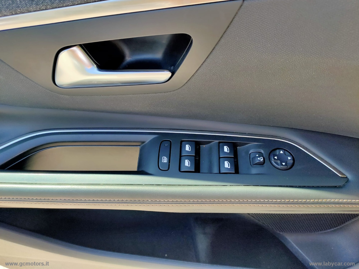 Peugeot 3008 3008 BlueHDi 130 S&S EAT8 GT Line - Immagine 24