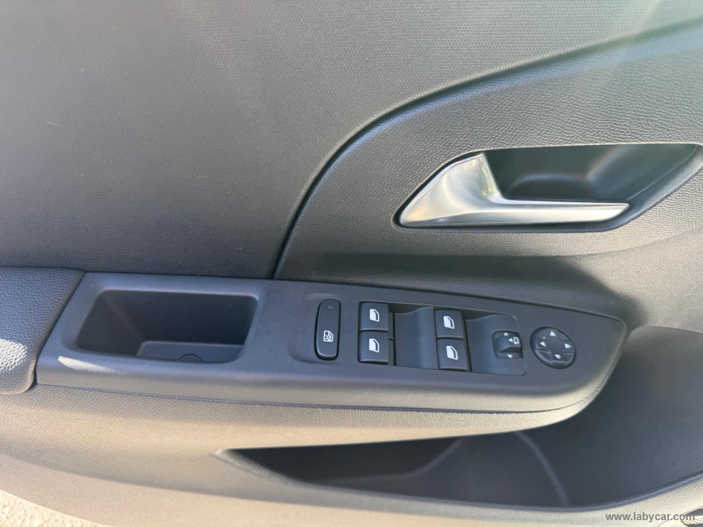 Corsa 1.2 100 CV Edition - immagine 24
