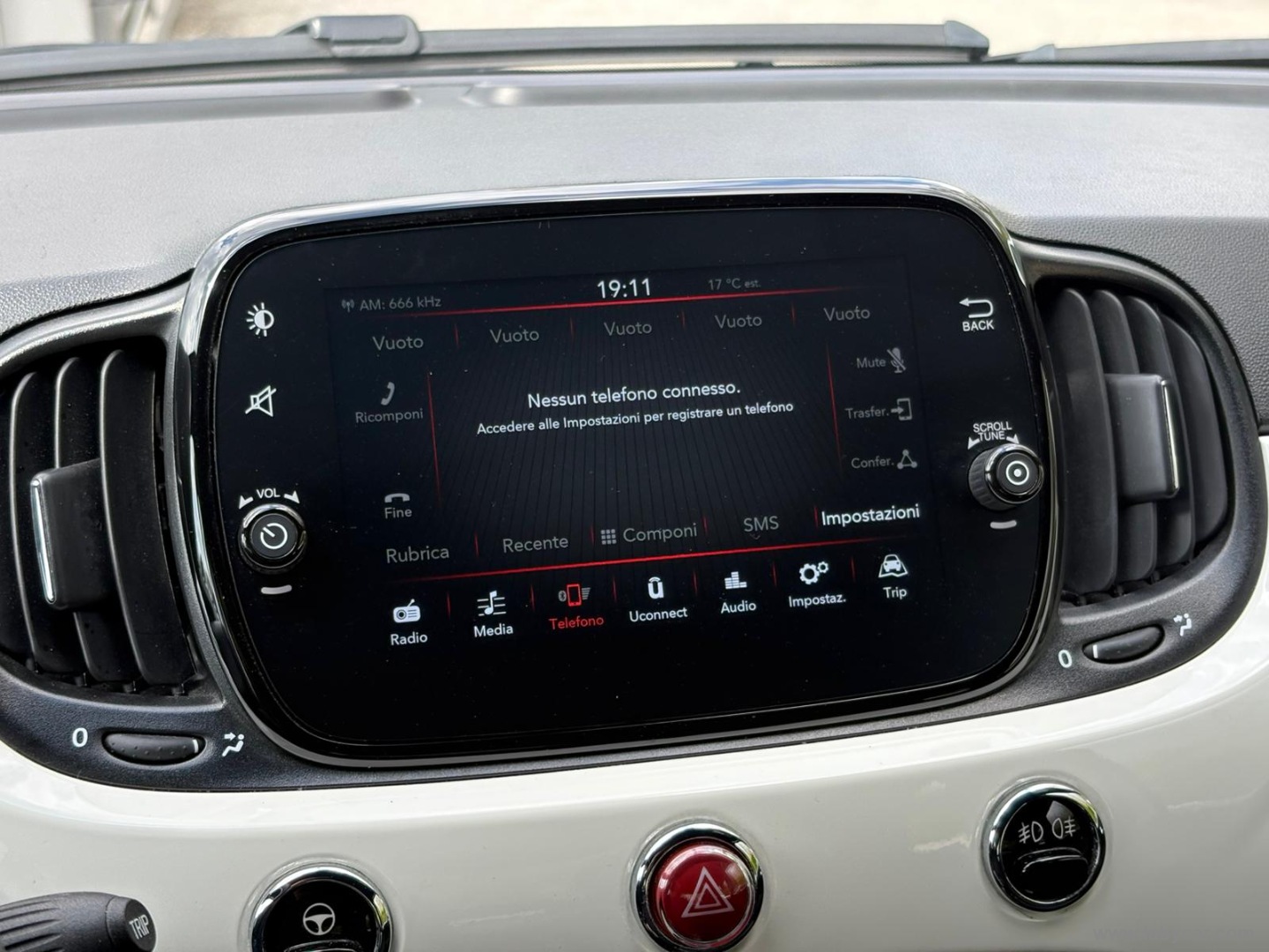 500 C 1.0 Hybrid Dolcevita - immagine 24