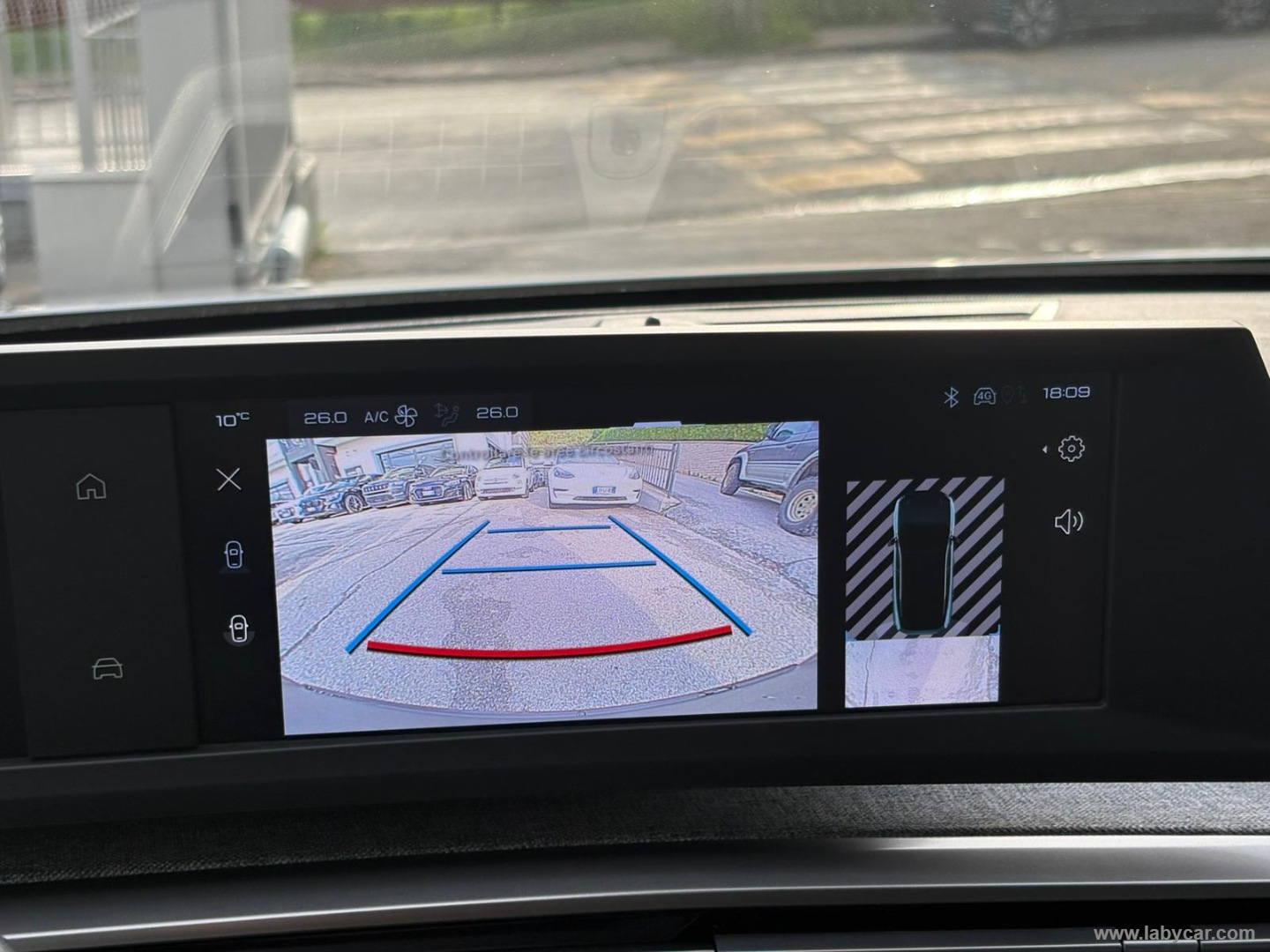 3008 Hybrid 136 e-DCS6 Allure - immagine 24