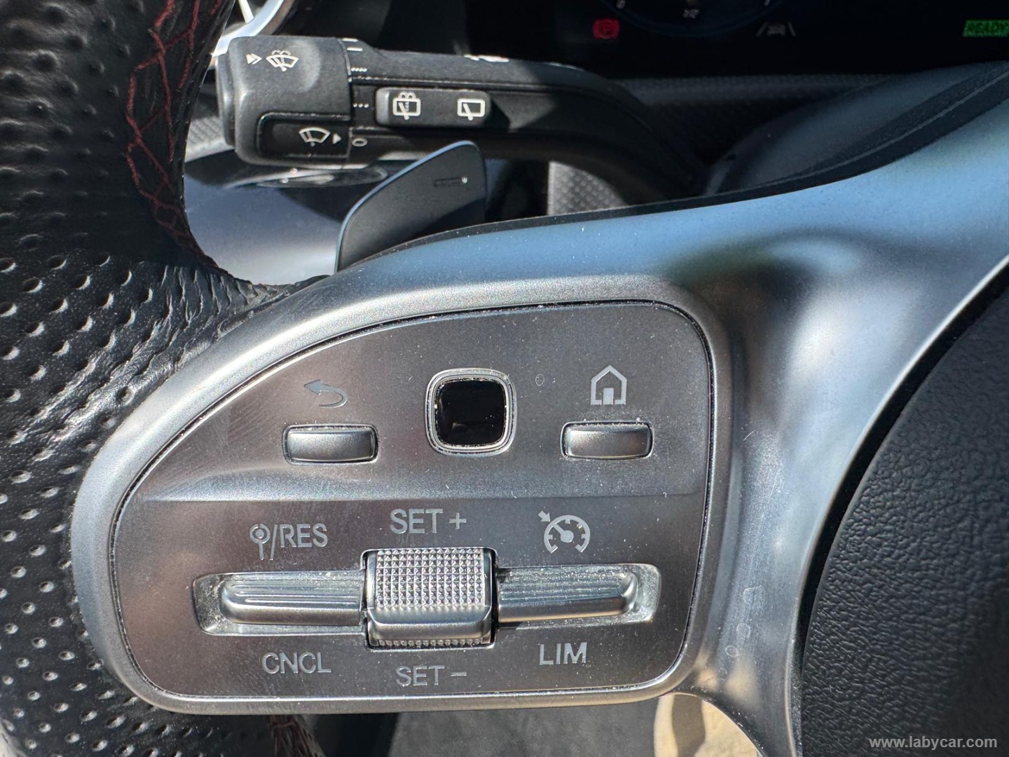 Mercedes-Benz Classe A A 250 e Automatic Plug-in hybrid Premium - Immagine 24