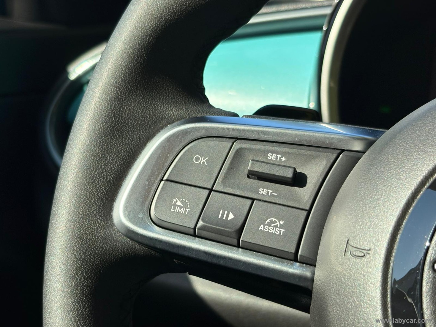 Fiat 600 Hybrid 145 CV DCT MHEV Icon - Immagine 24