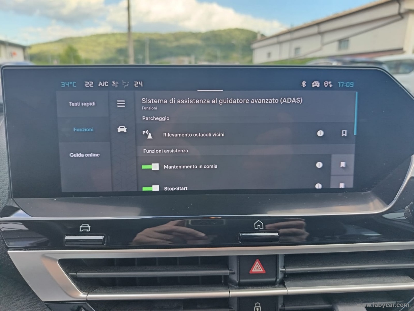 Citroën C4 Hybrid 145 e-DCS6 Plus - Immagine 24
