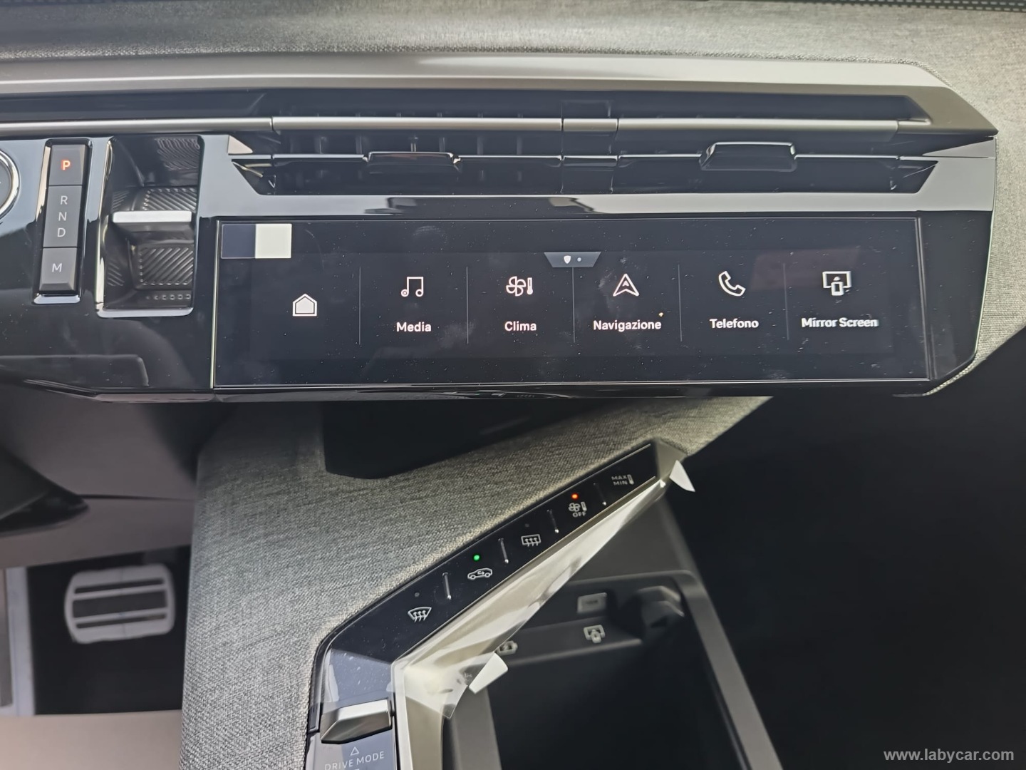 Peugeot 3008 Hybrid 145 e-DCS6 GT - Immagine 24